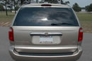 town-country-lx-2003-f.jpg (32kb)